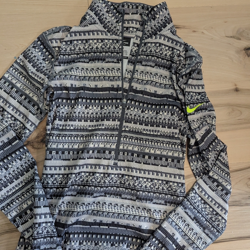 Nike Pro Half Zip Hyperwarm Running Sweatshirt